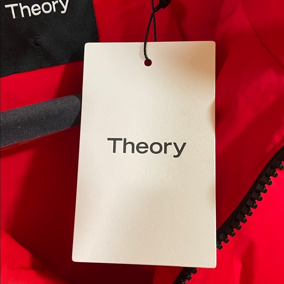 NWT Theory Women’s Carmine Red Stand Puffer Jacket Size Small (Brand New) - Picture 4 of 12